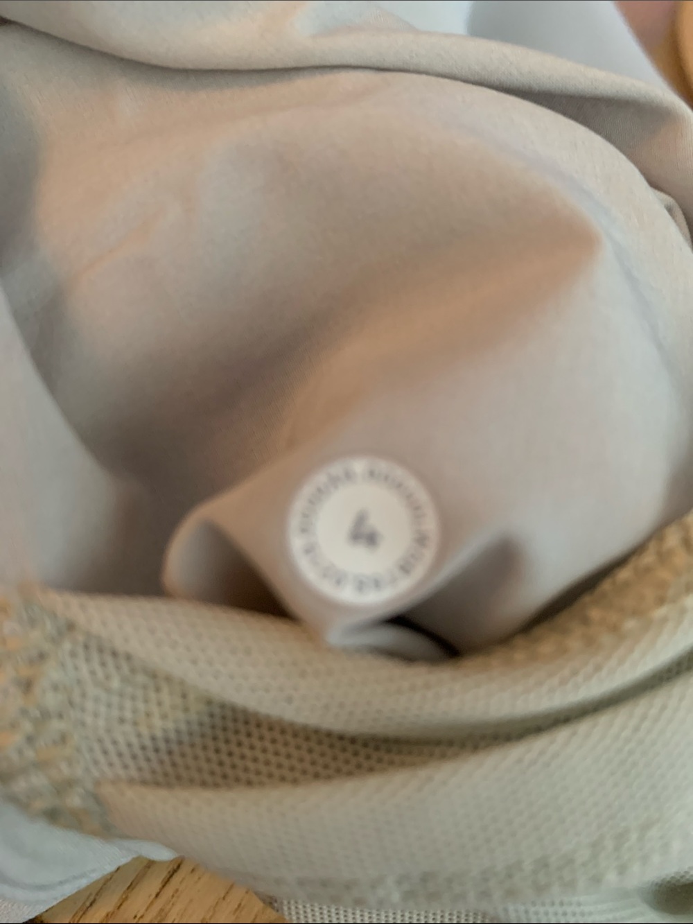 Lululemon On the Fly 7/8 Pant size 4 - Picture 13 of 13